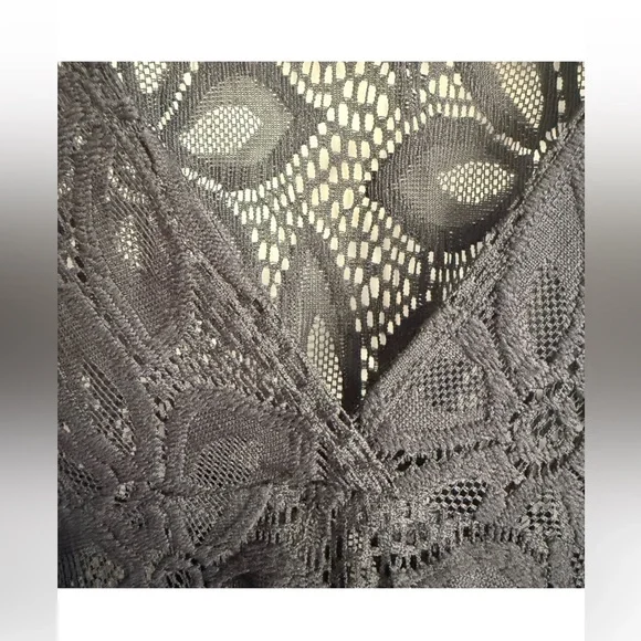 J Valdi Black Lace V-Neck Swim Cover Up Size M - Picture 4 of 5